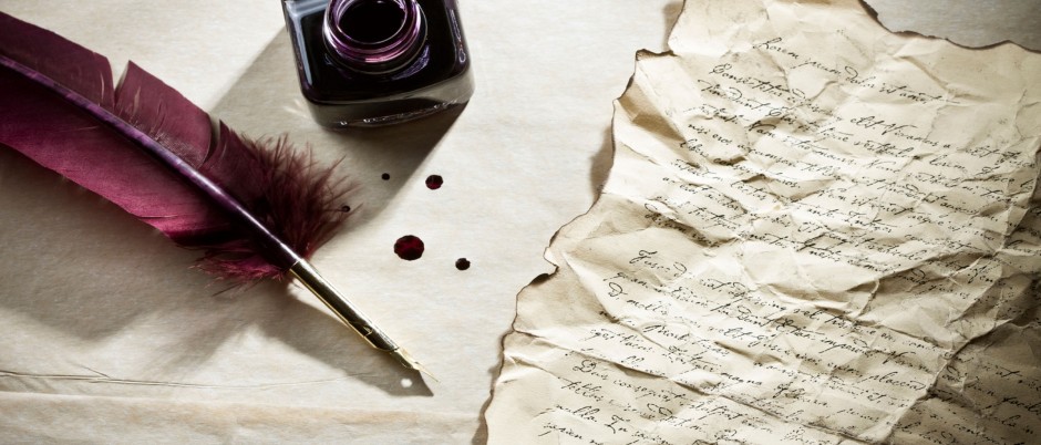 feather_pen_writing_letter_with_ink_bottle-HD